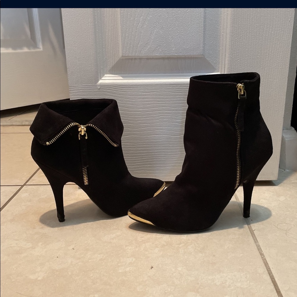 Black and gold heeled booties 3 inch